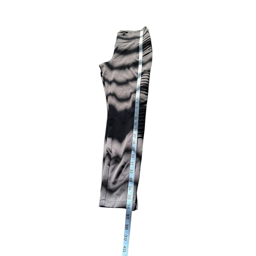Athleta Black Sculpting Athletic Delancey Moto Tight Leggings‎ Size Medium - Picture 13 of 13